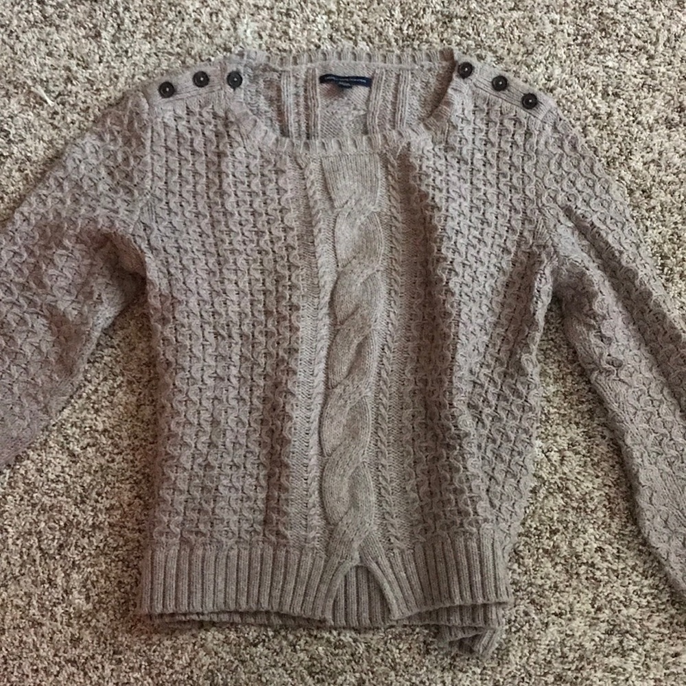 American Eagle Sweater